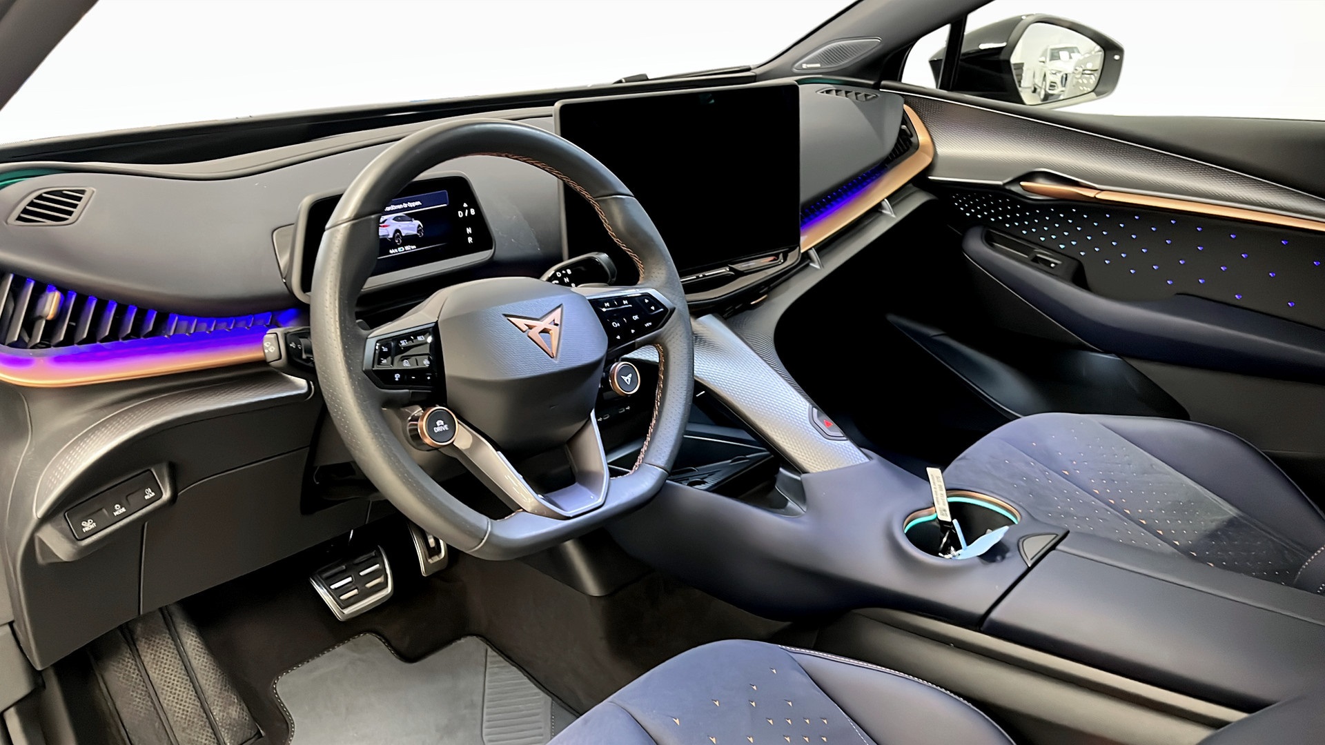 CUPRA Tavascan EYJ24N