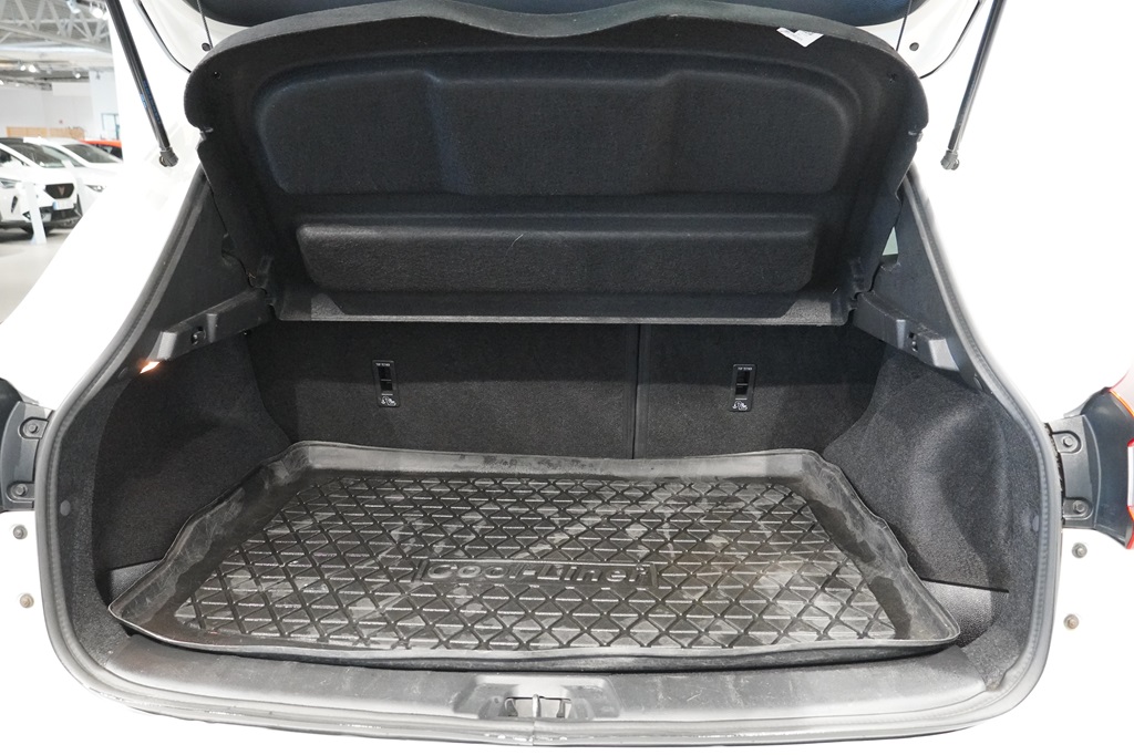 Nissan Qashqai EYU36X