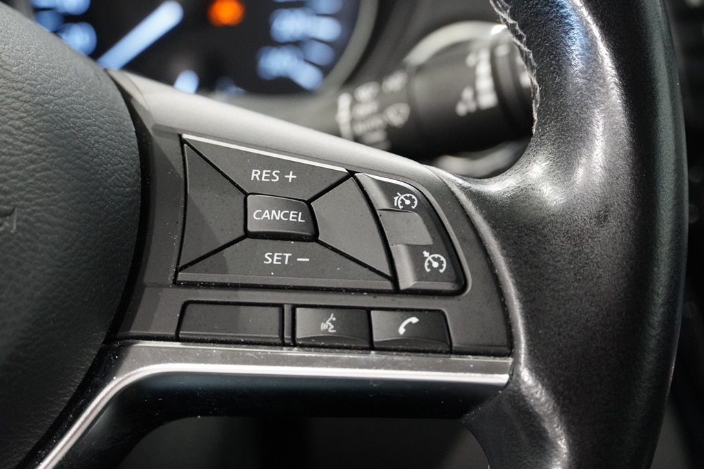 Nissan Qashqai EYU36X