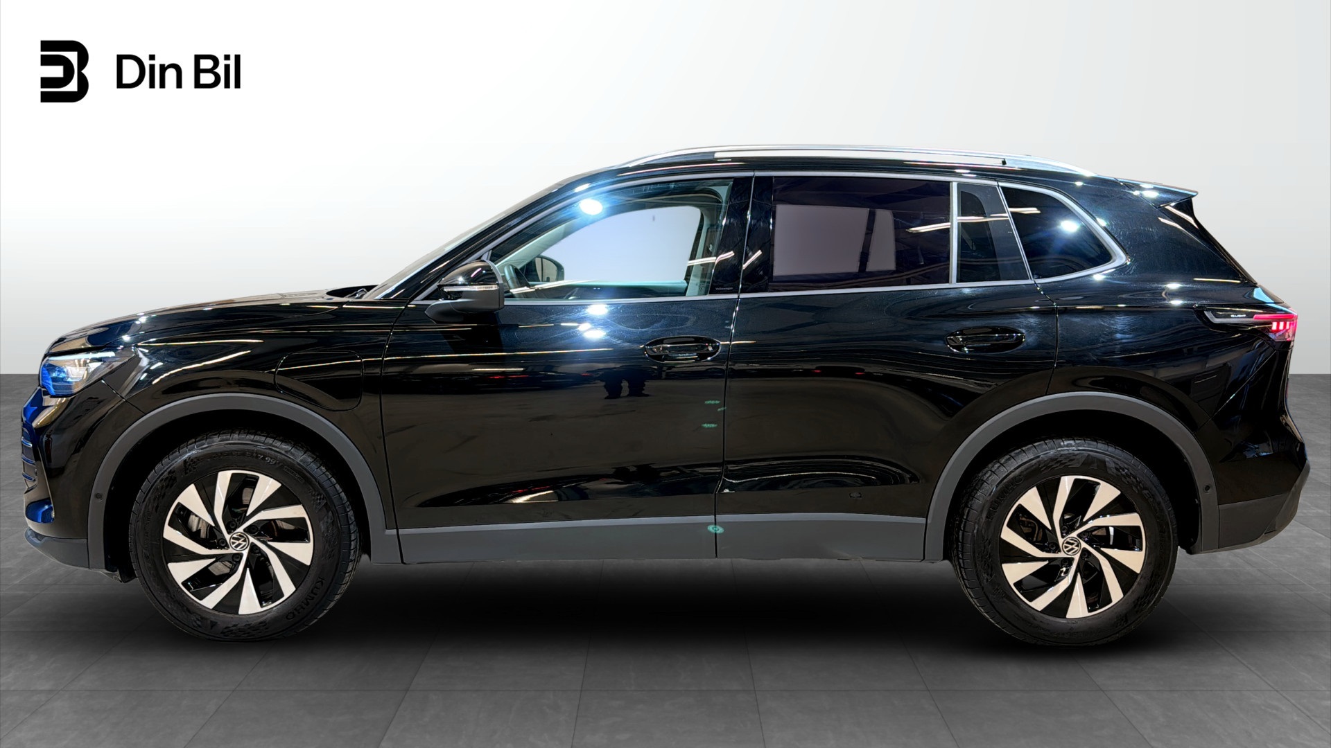 Volkswagen Tiguan EYX61T