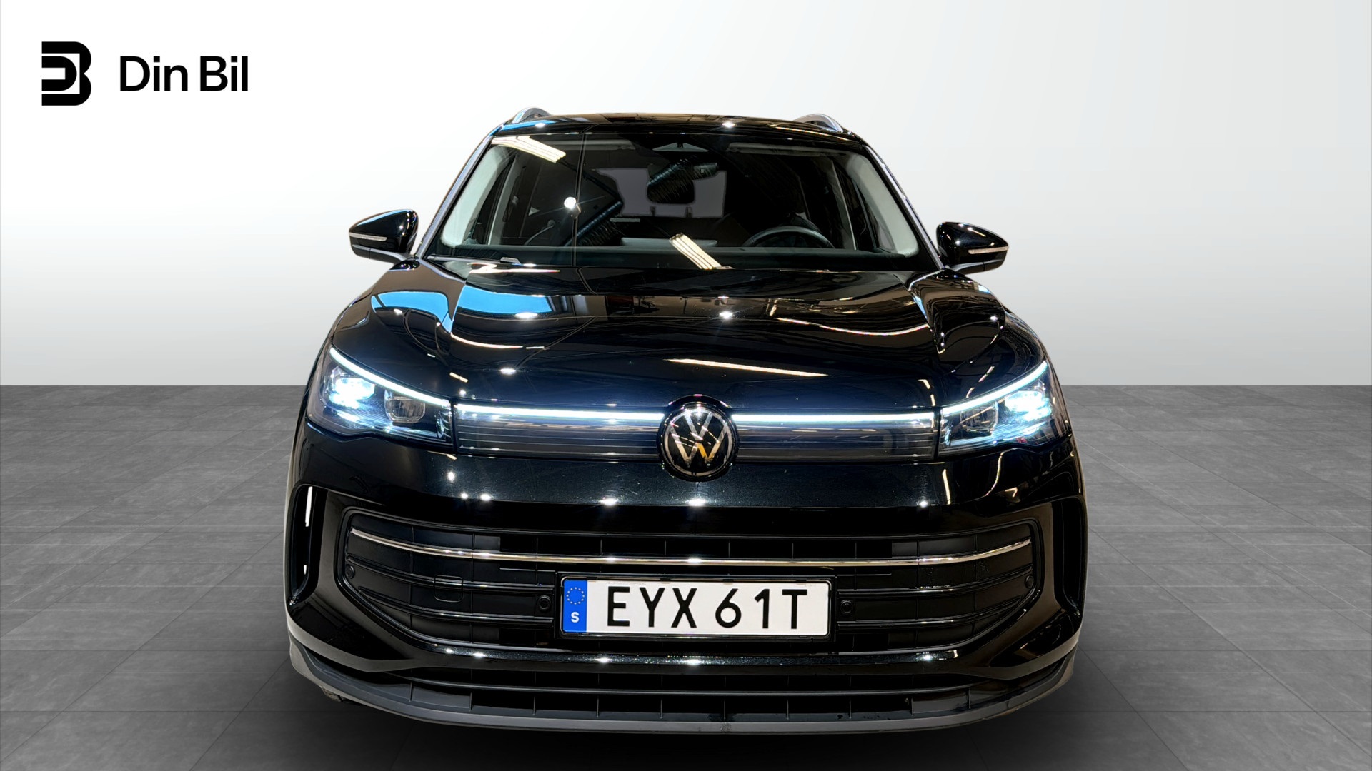 Volkswagen Tiguan EYX61T