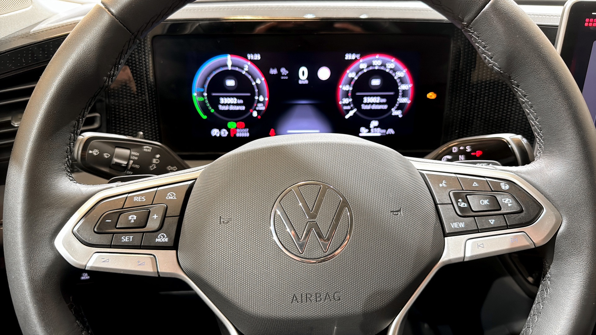 Volkswagen Tiguan EYX61T