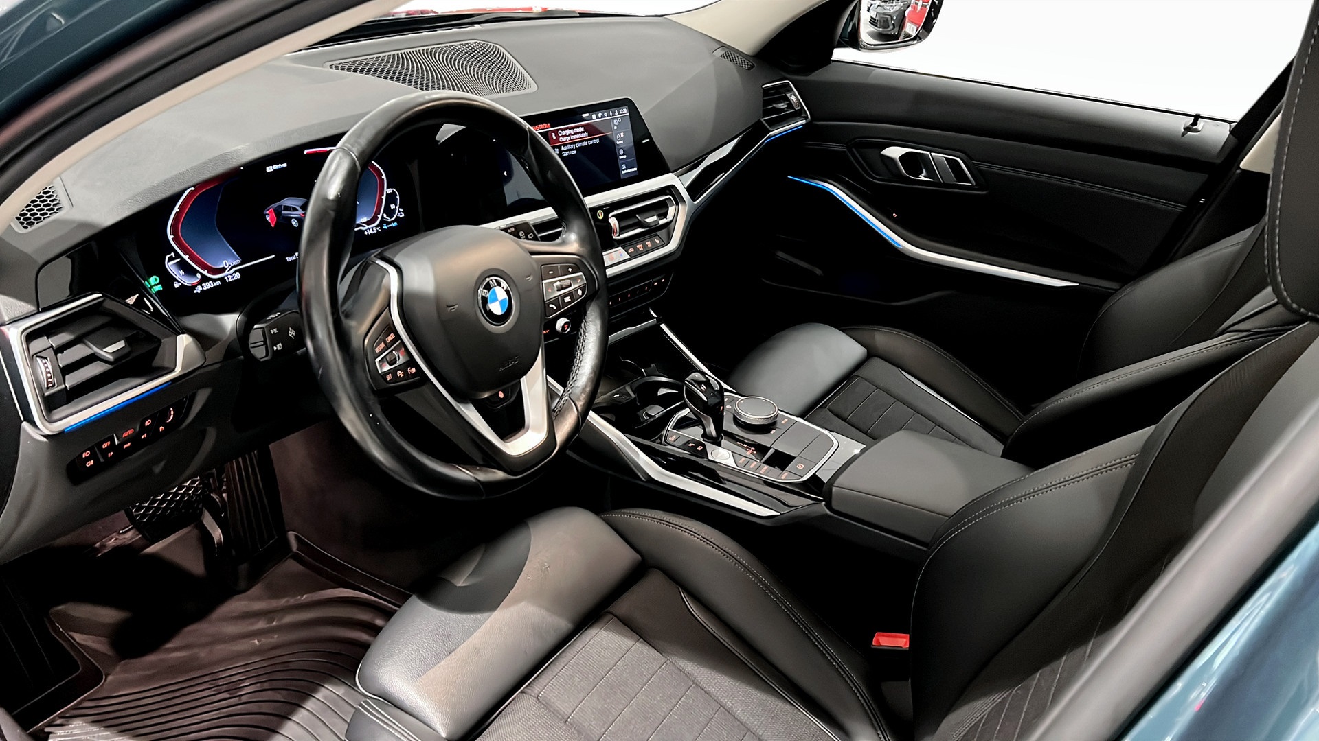 BMW 330e EZA96J