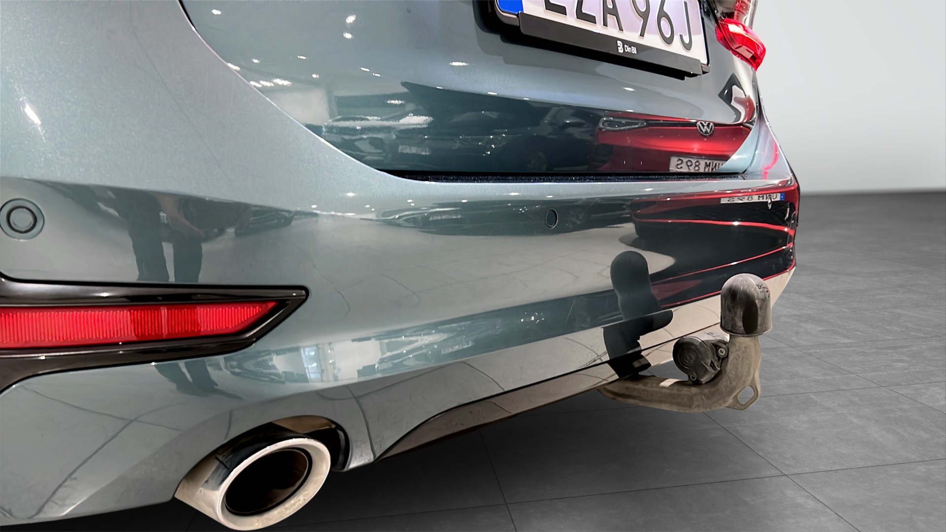 BMW 330e EZA96J