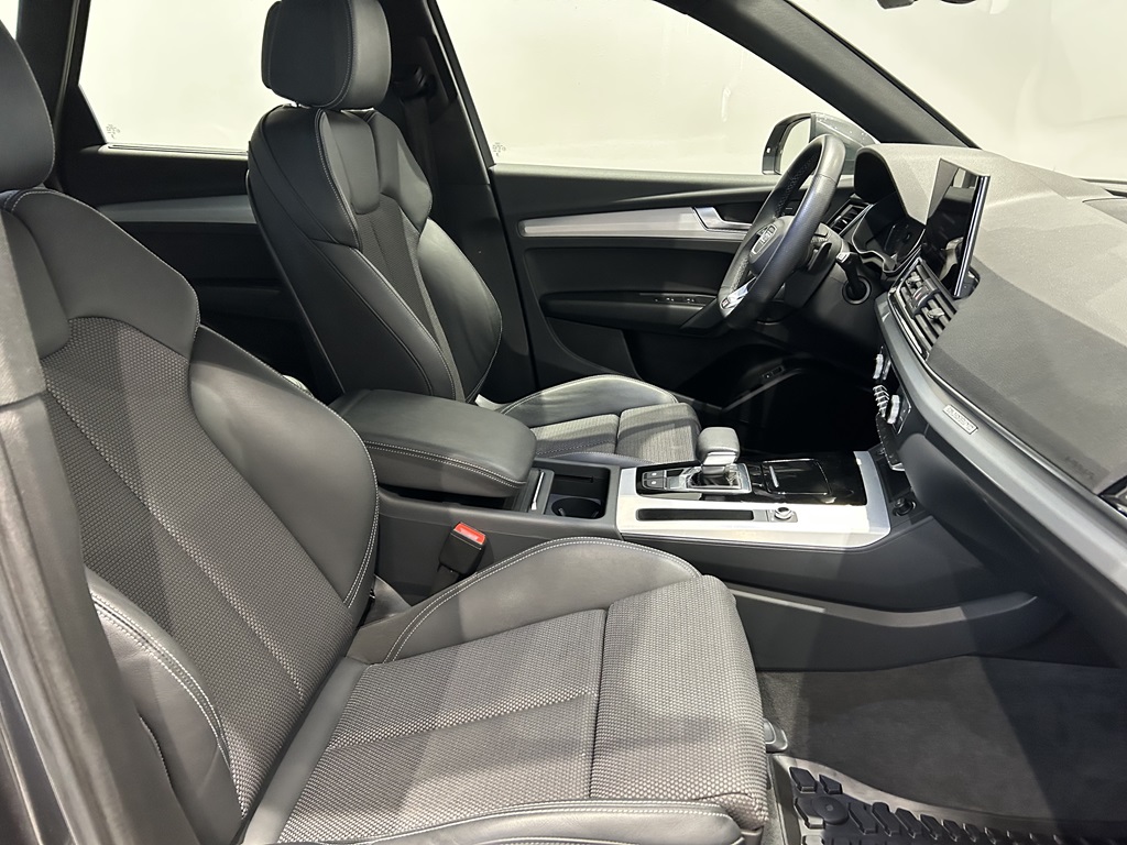 Audi Q5 EZJ61R