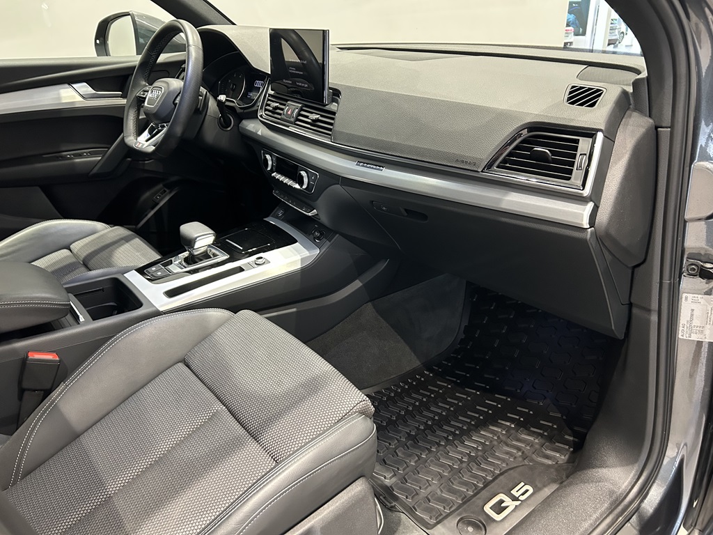Audi Q5 EZJ61R