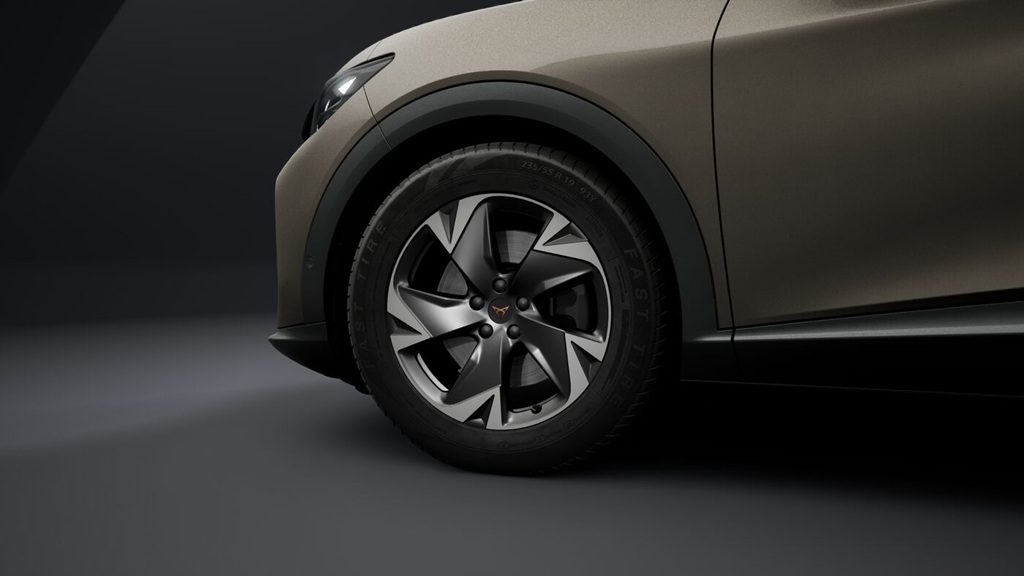 CUPRA Tavascan EZK46X