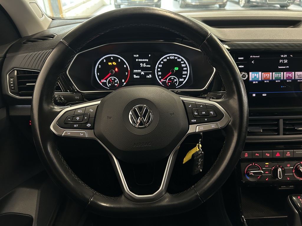 Volkswagen T-Cross EZL365