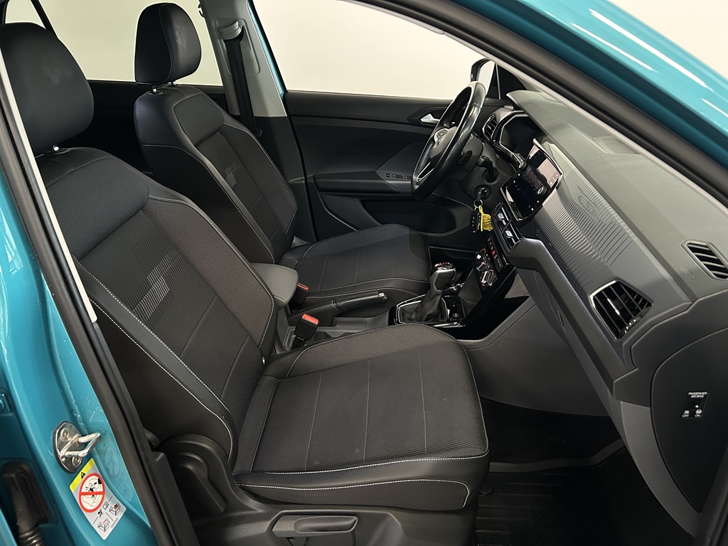 Volkswagen T-Cross EZL365
