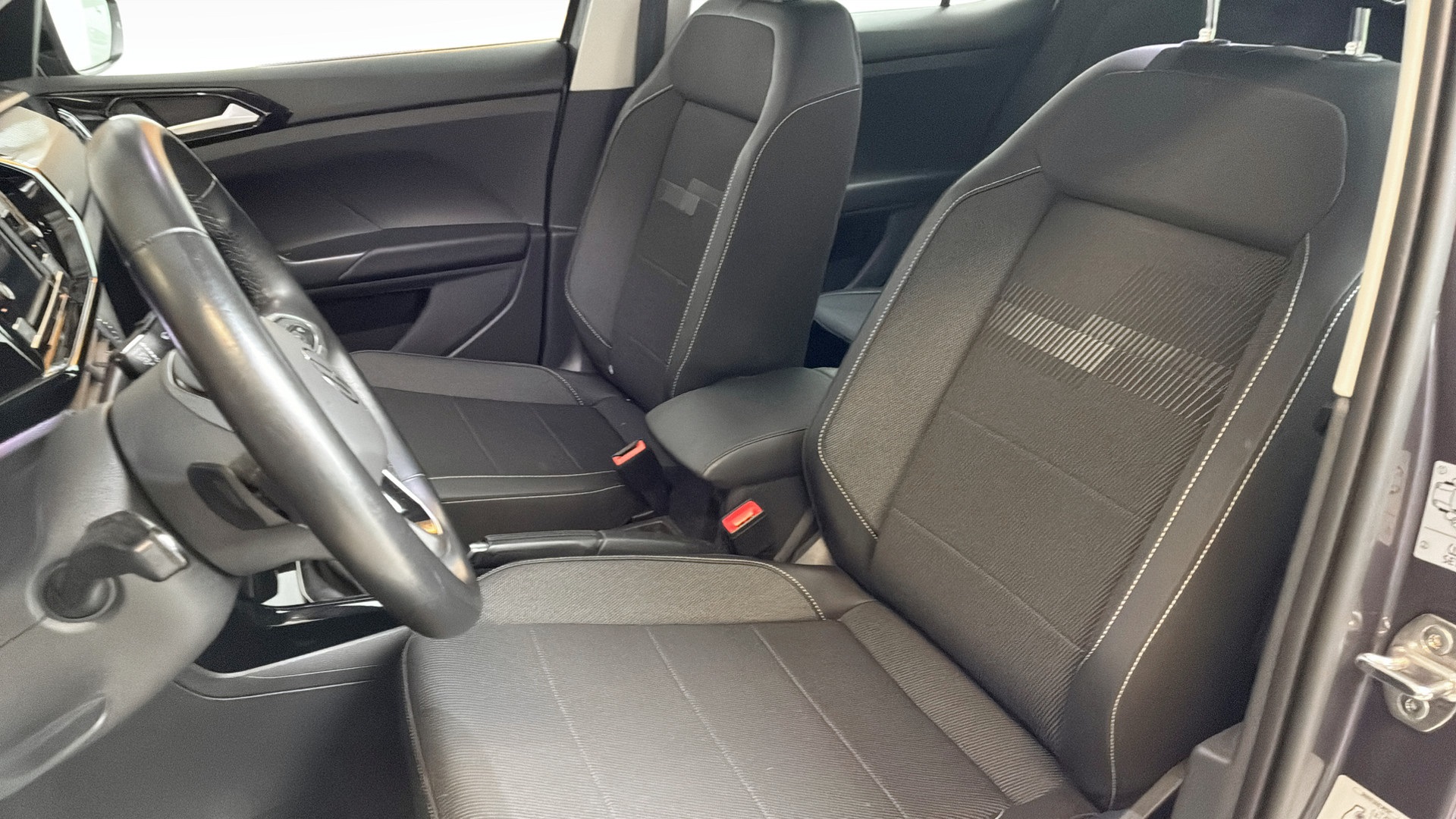 Volkswagen T-Cross FAH13D