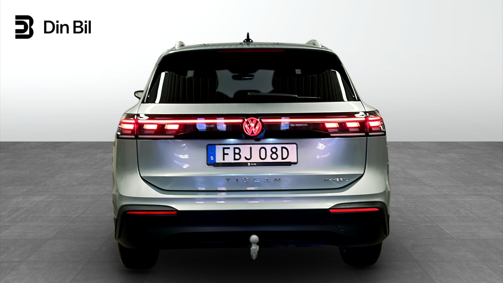 Volkswagen Tiguan FBJ08D