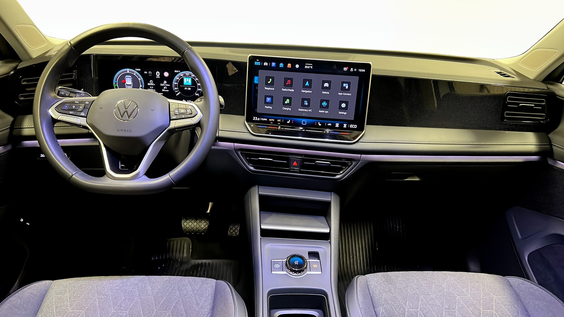 Volkswagen Tiguan FBJ08D
