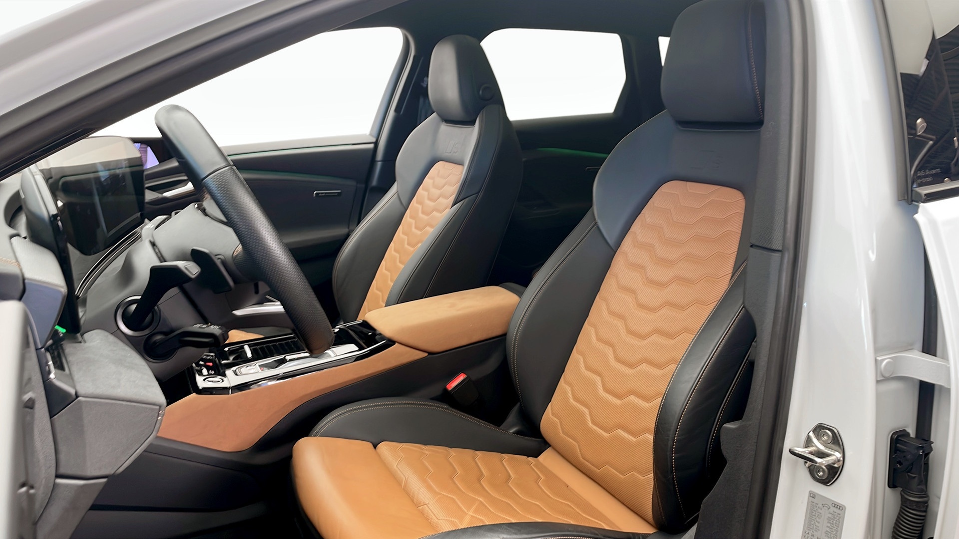 Audi A6 Avant e-tron FBL37X