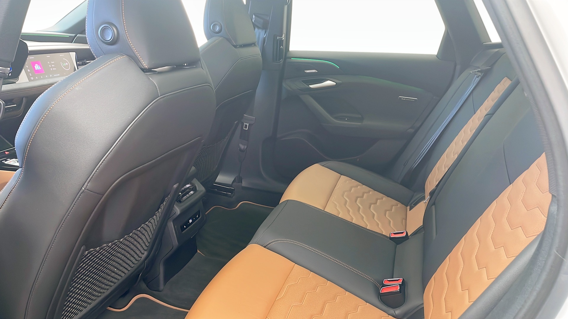 Audi A6 Avant e-tron FBL37X