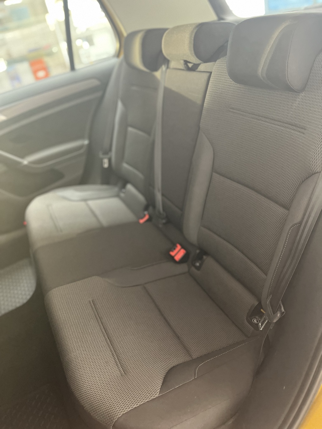 Volkswagen Golf FCB028