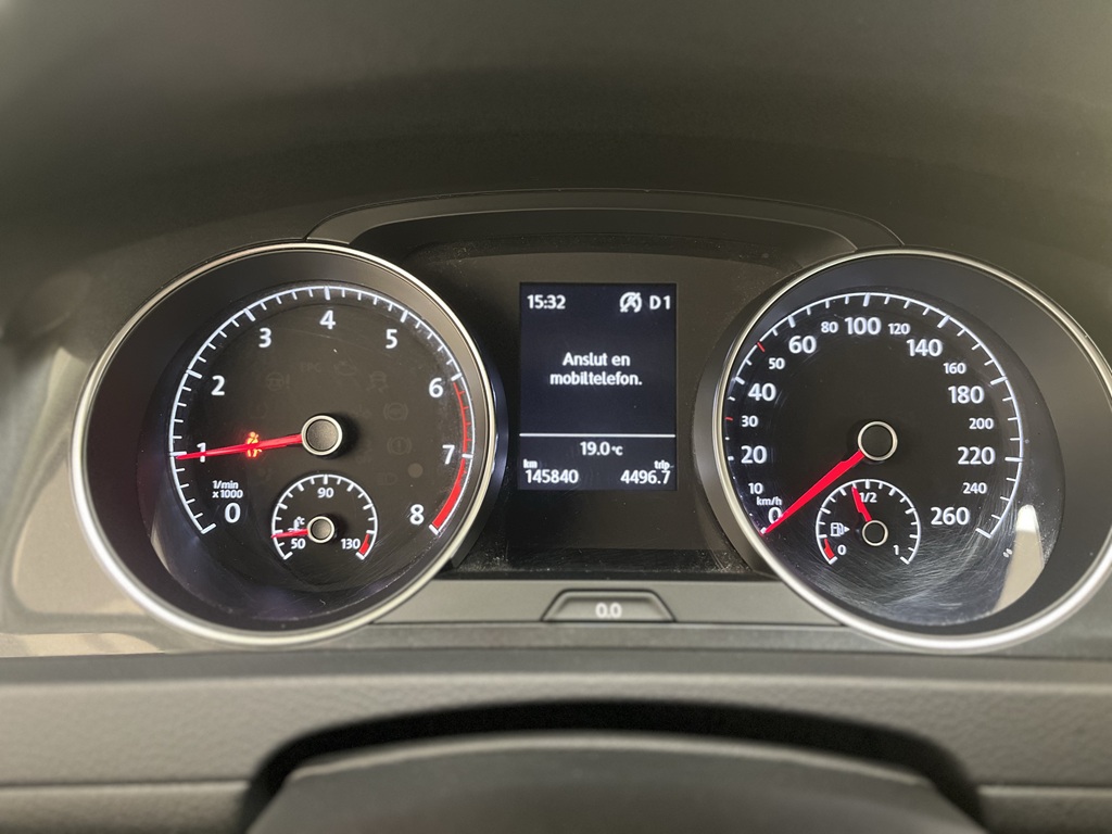 Volkswagen Golf FCB028