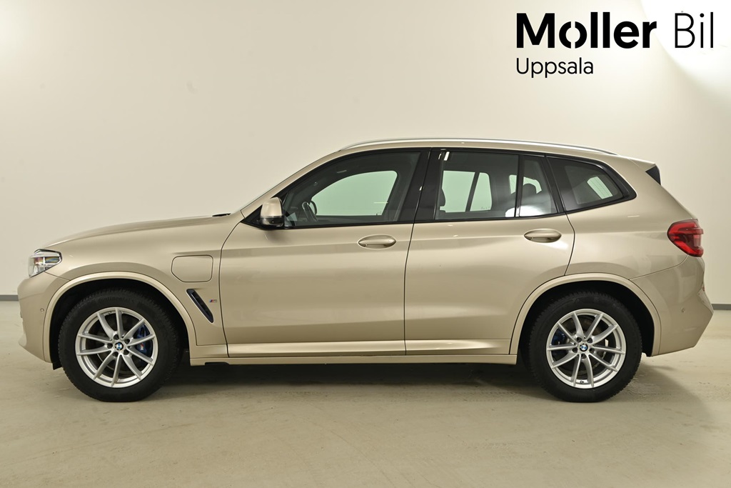 BMW X3 FCC68G