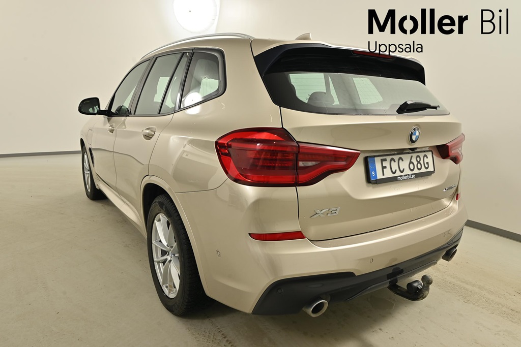 BMW X3 FCC68G