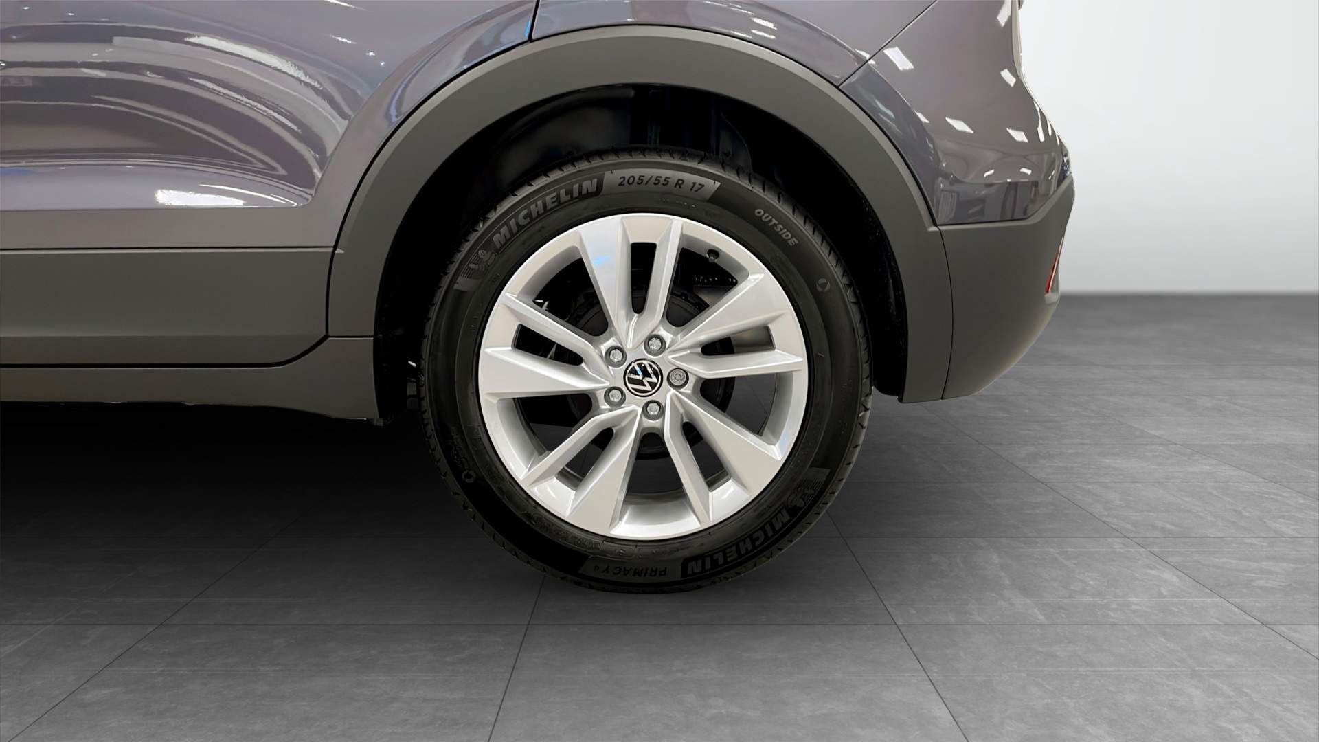 Volkswagen T-Cross FCJ11E