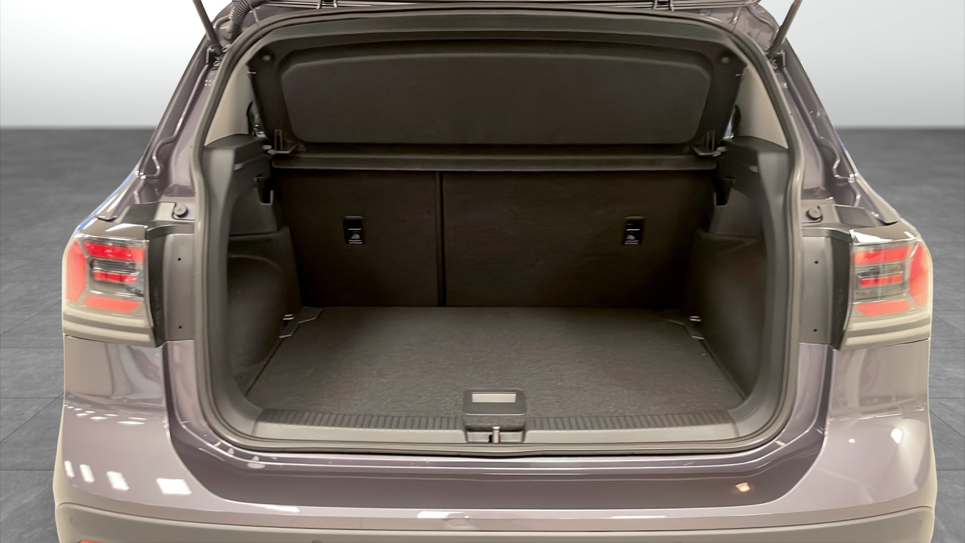 Volkswagen T-Cross FCJ11E