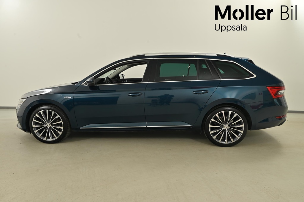 Skoda Superb Combi FCJ37G
