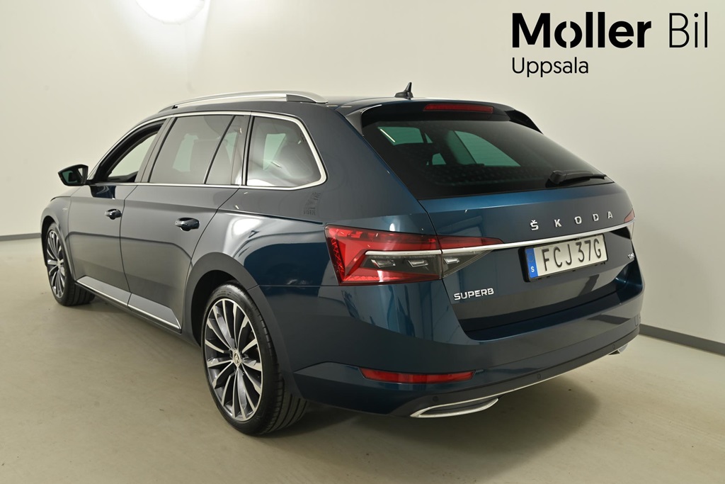 Skoda Superb Combi FCJ37G