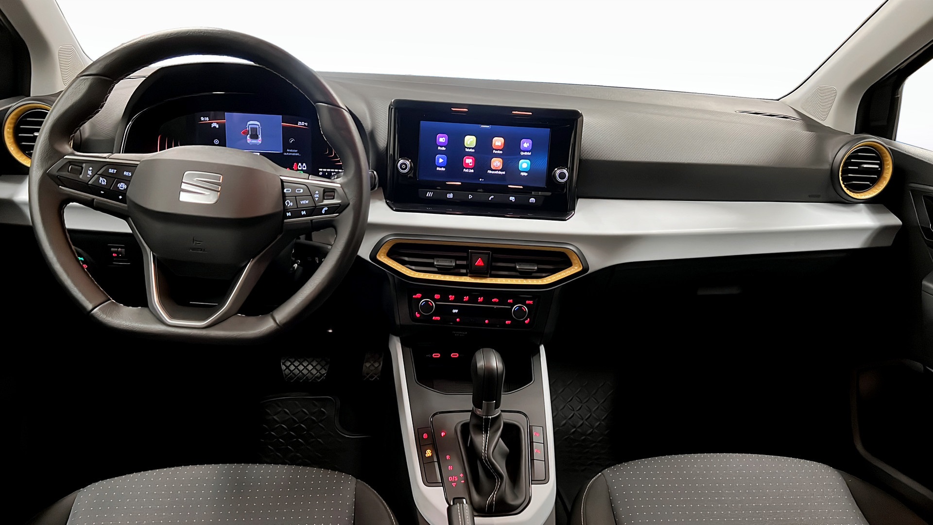 SEAT Arona FCL18M
