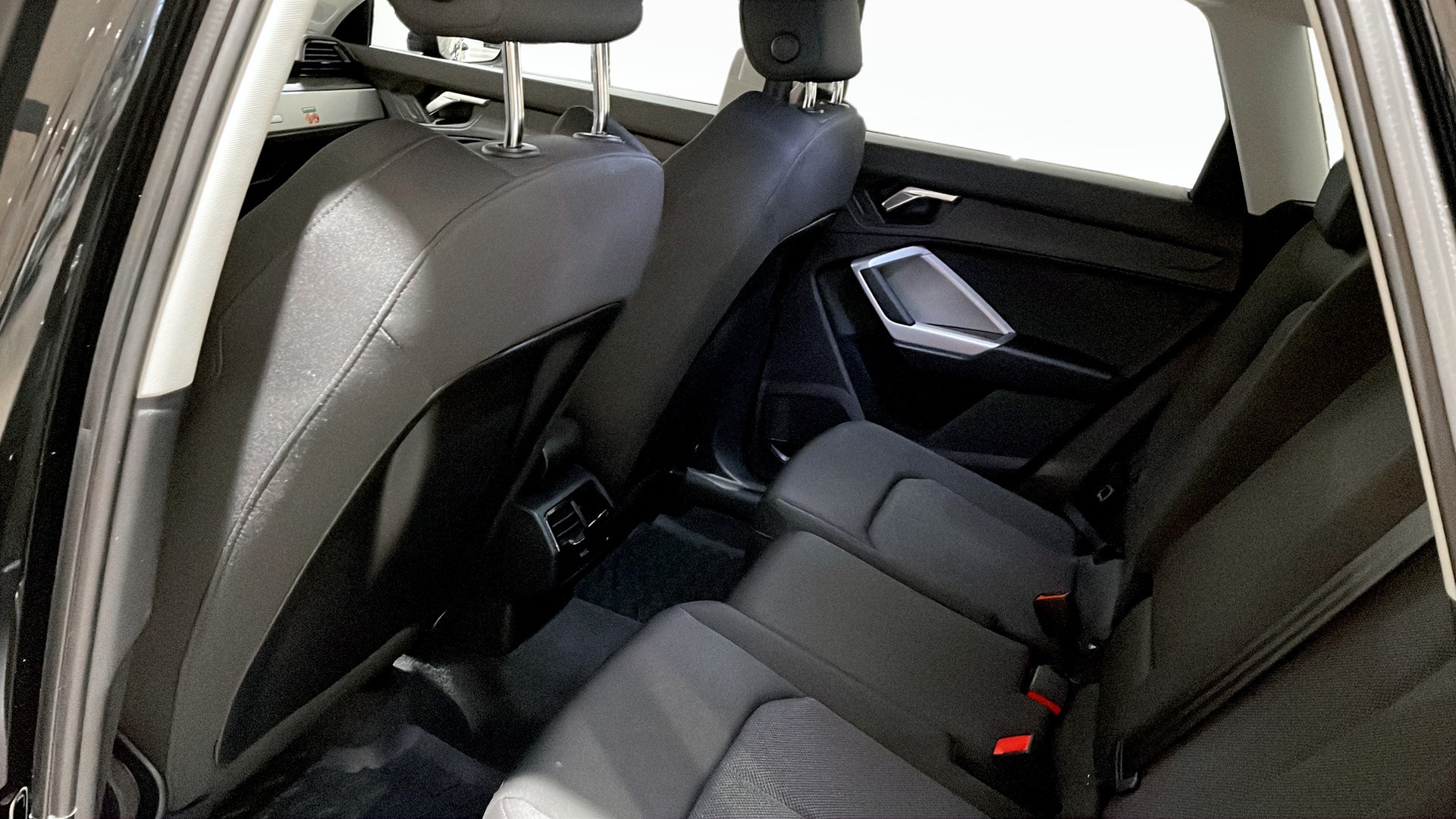 Audi Q3 FCL38B