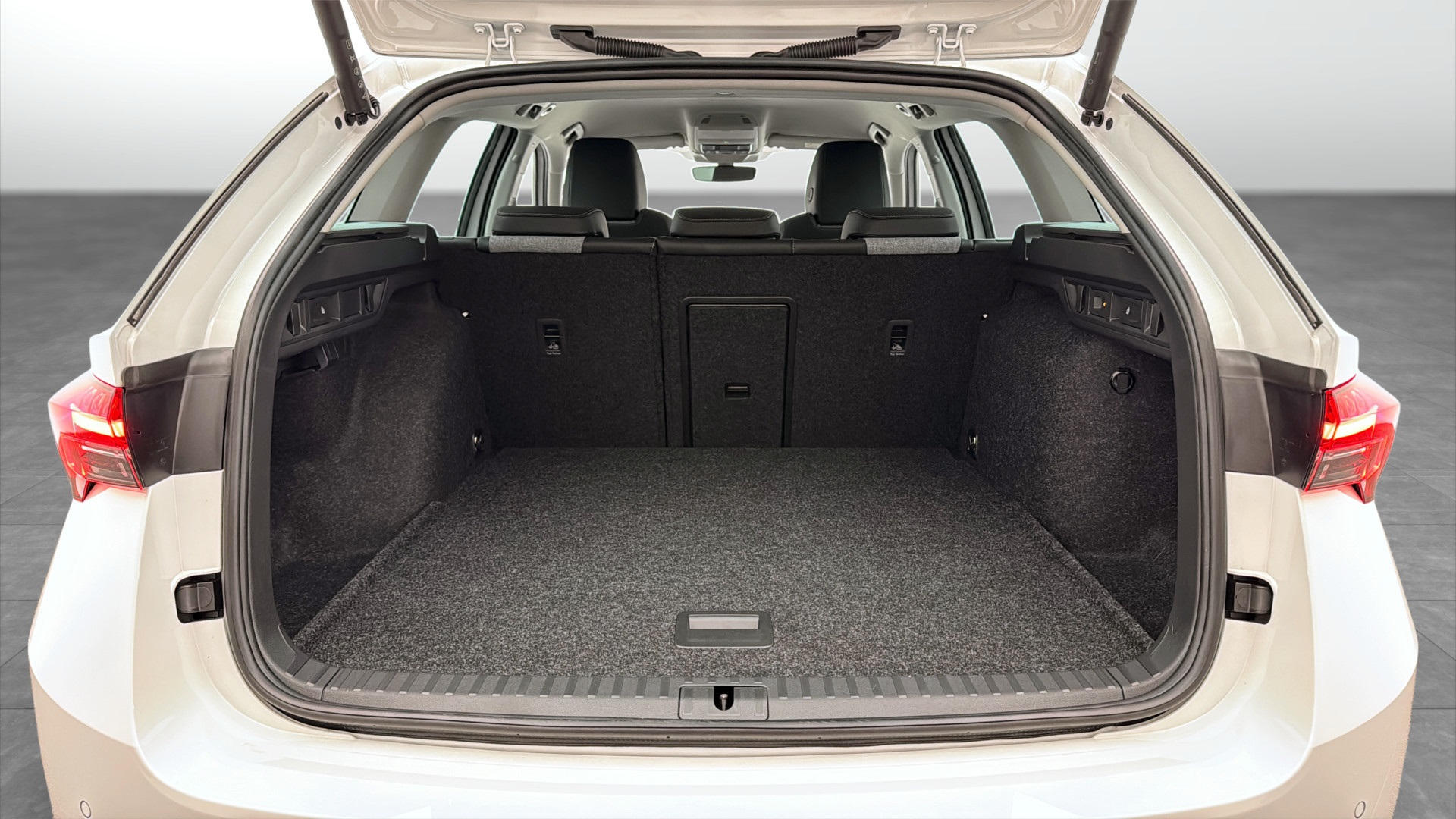 Skoda Octavia Combi FCM57U