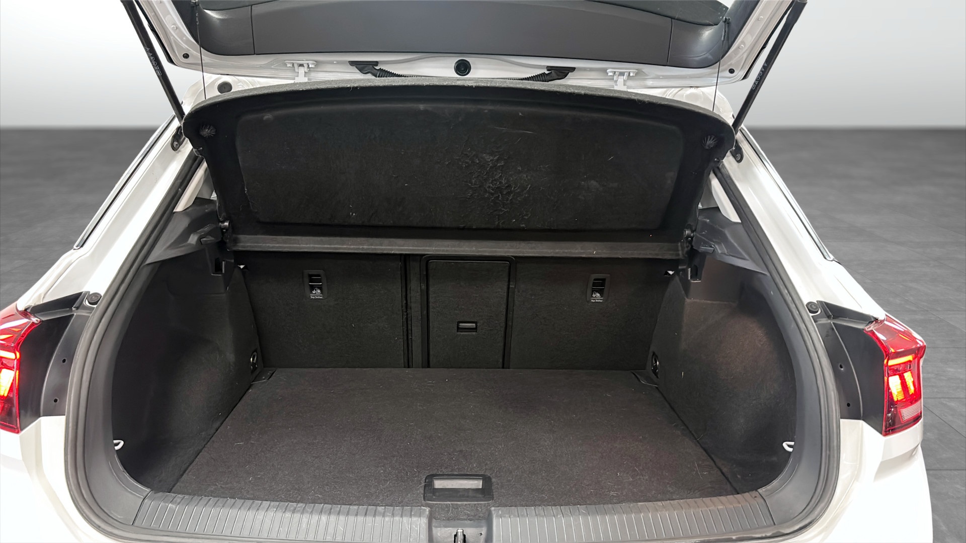 Volkswagen T-Roc FDC18C