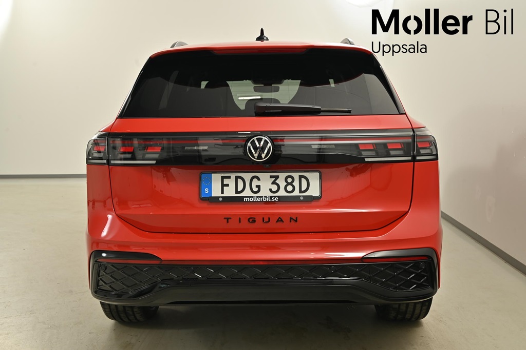 Volkswagen Tiguan FDG38D
