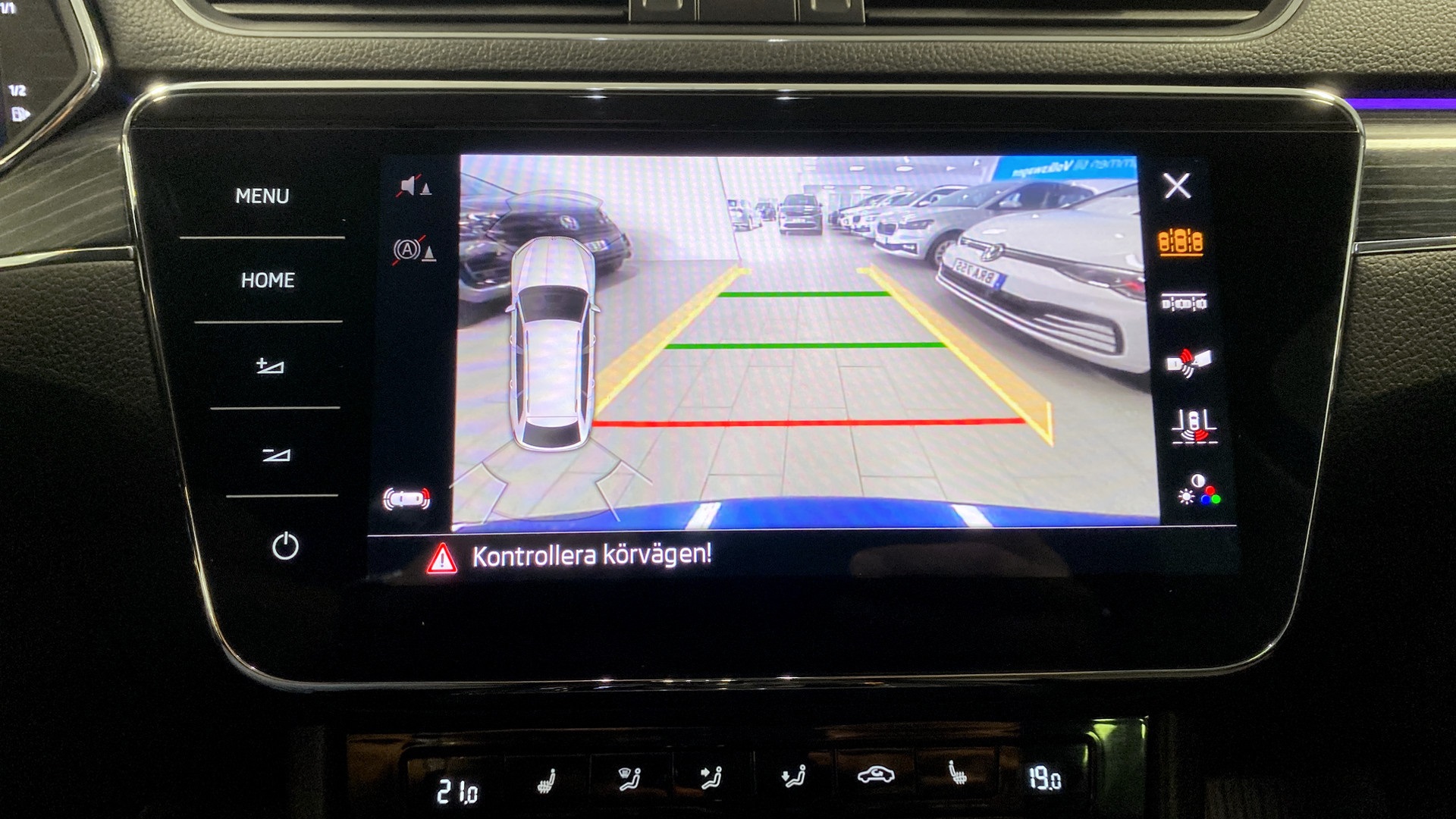Skoda Superb Combi FDJ17X