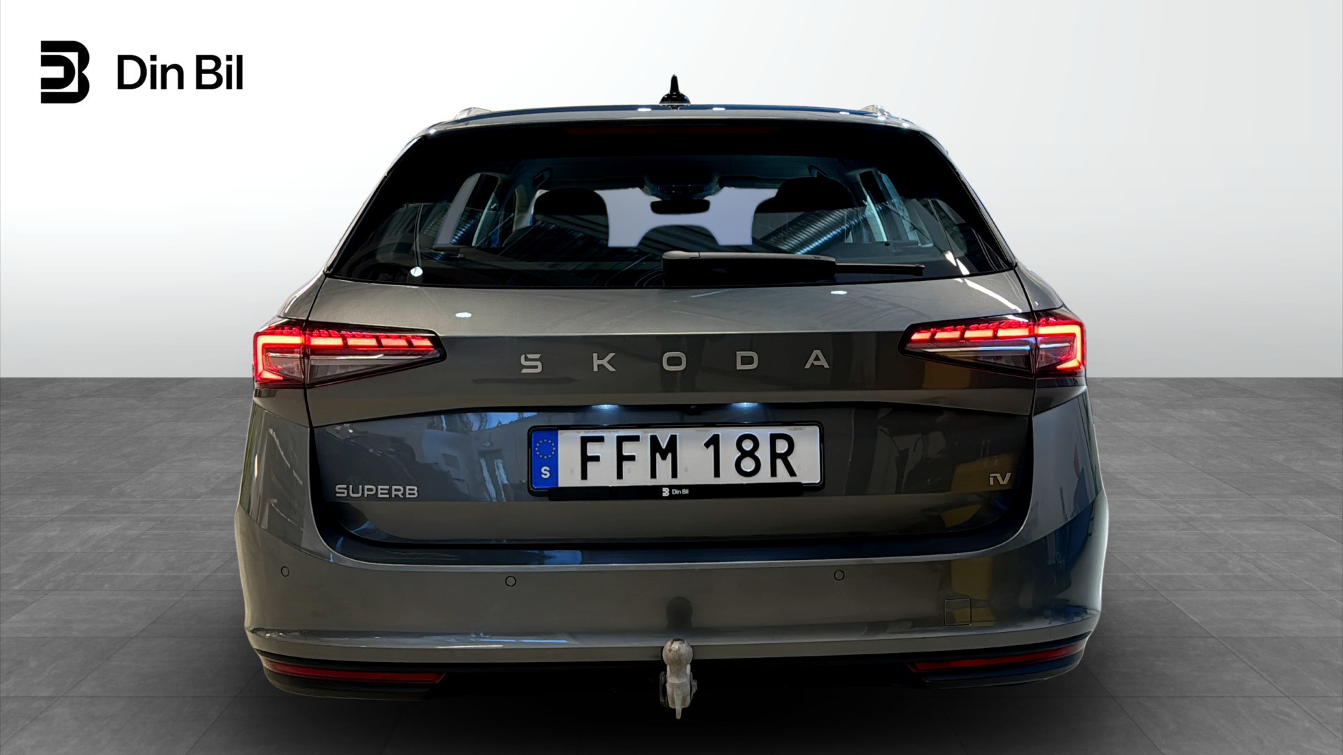 Skoda Superb Combi FFM18R
