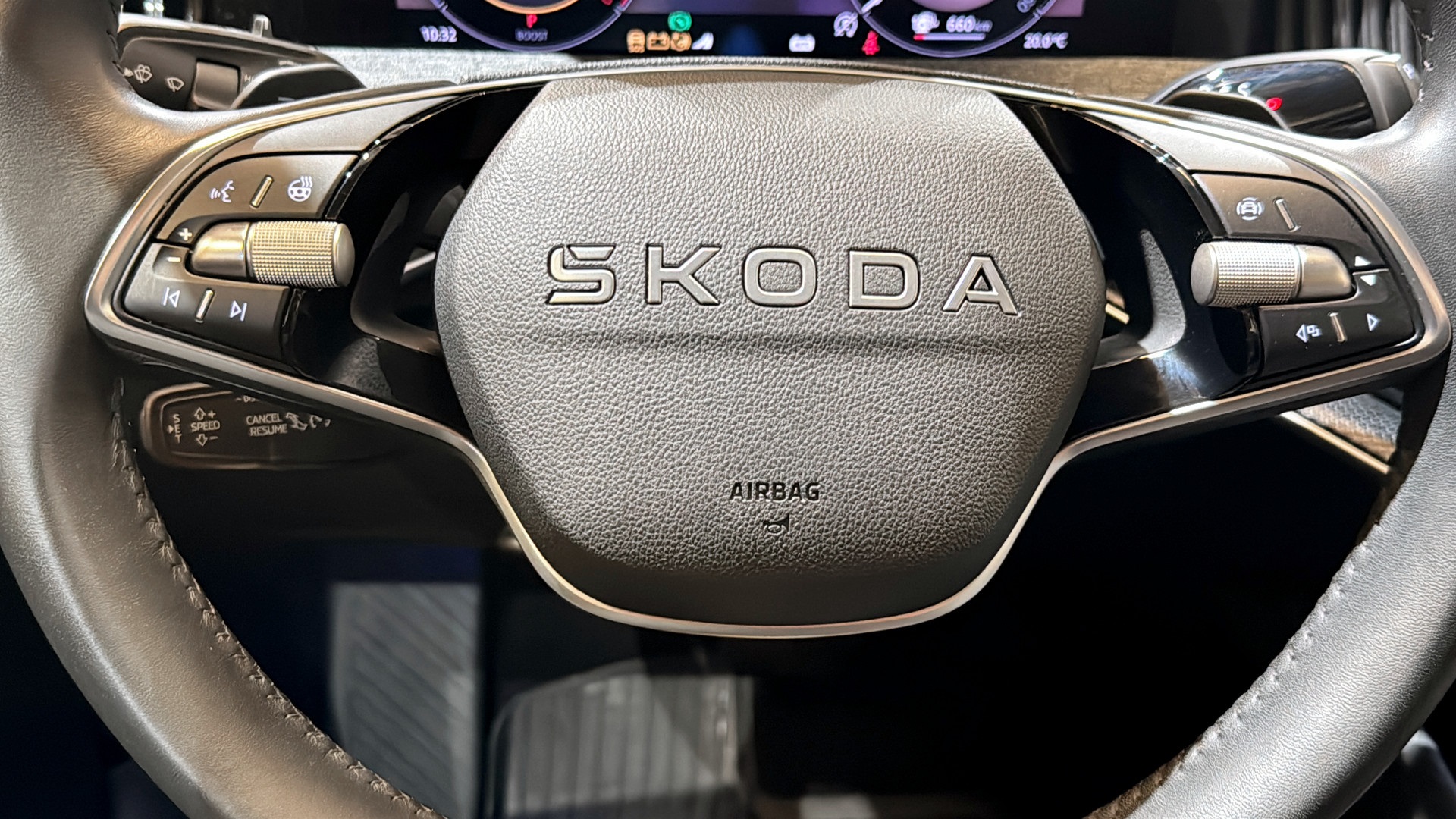 Skoda Superb Combi FFM18R