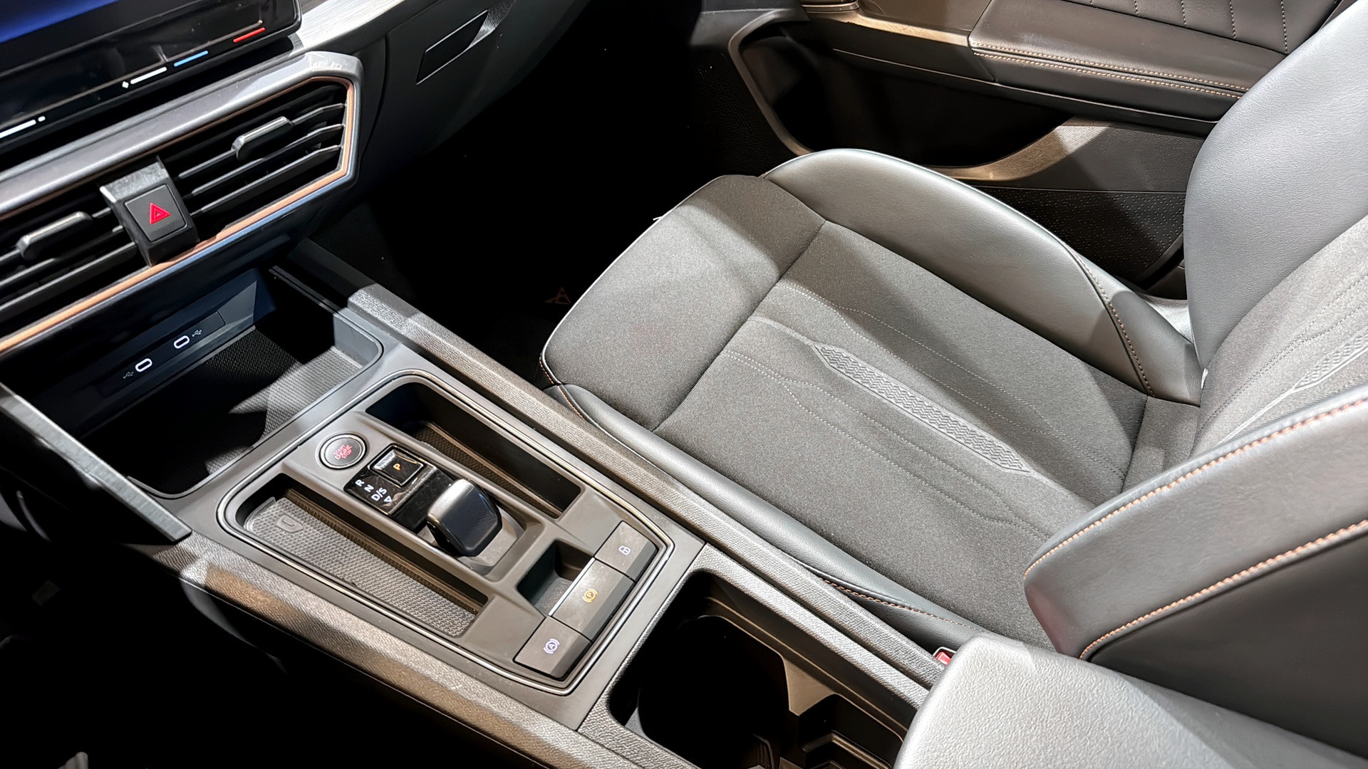 CUPRA Leon Sportstourer FFW35R
