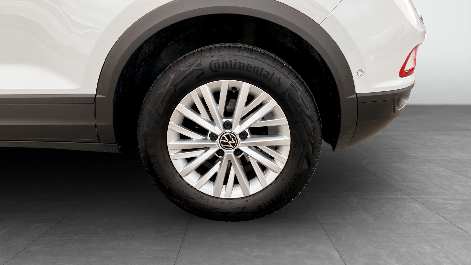 Volkswagen T-Roc FGG08Z