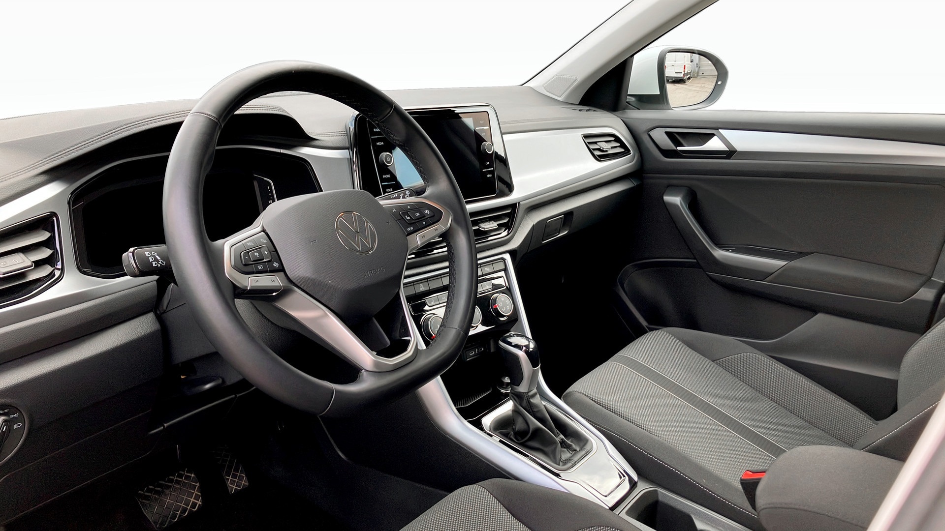 Volkswagen T-Roc FGG08Z