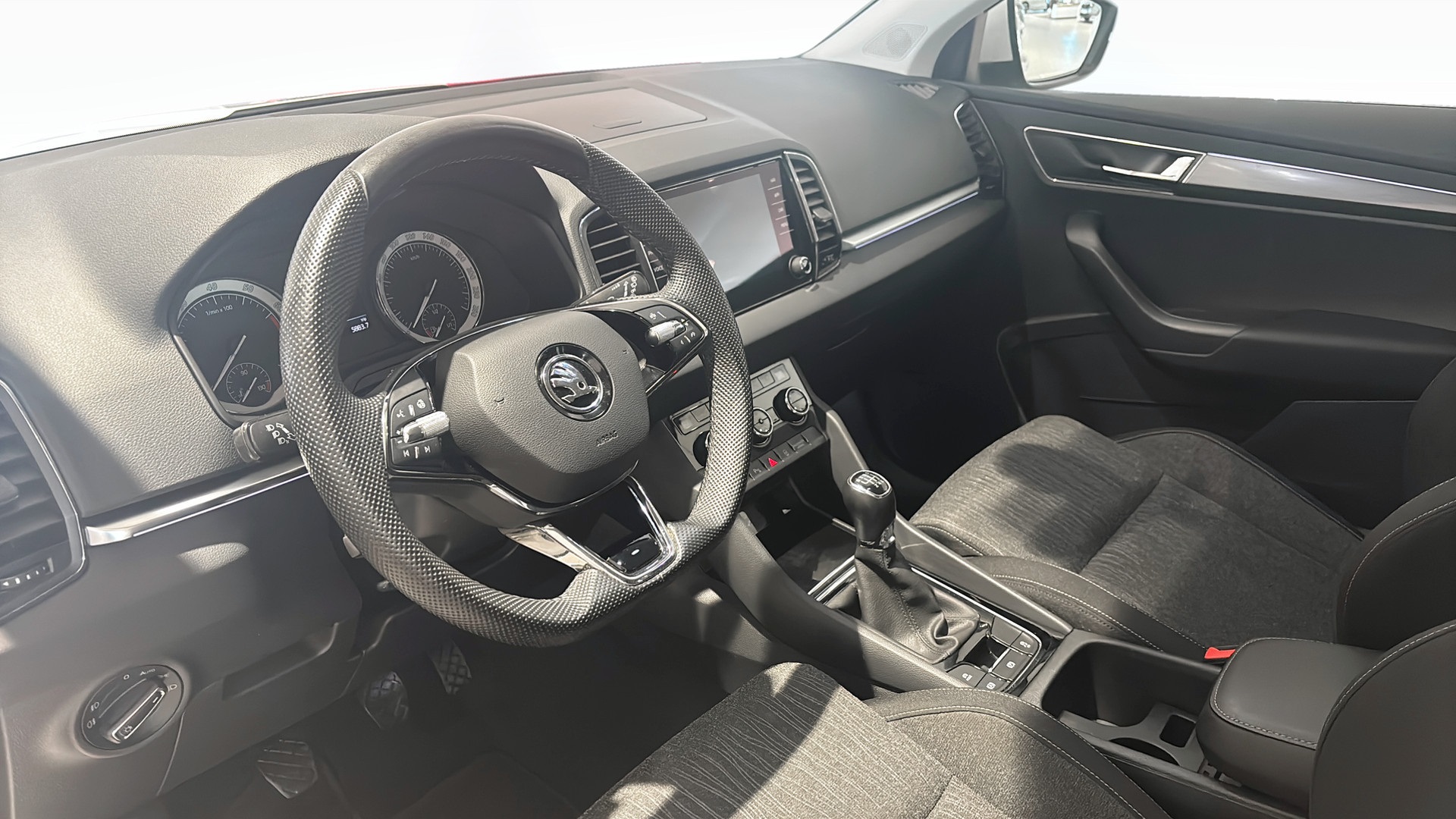 Skoda Karoq FHJ78M