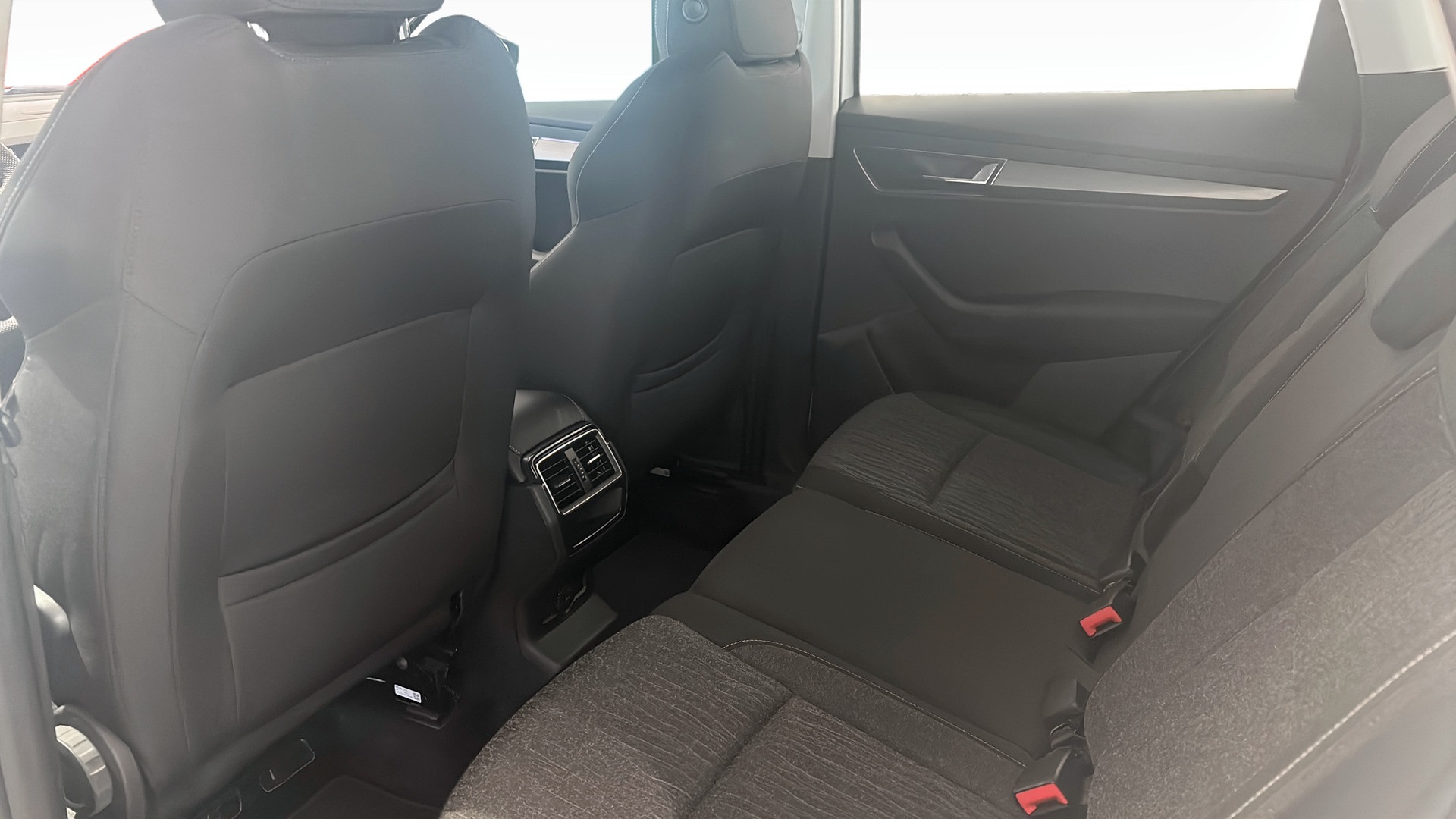 Skoda Karoq FHJ78M
