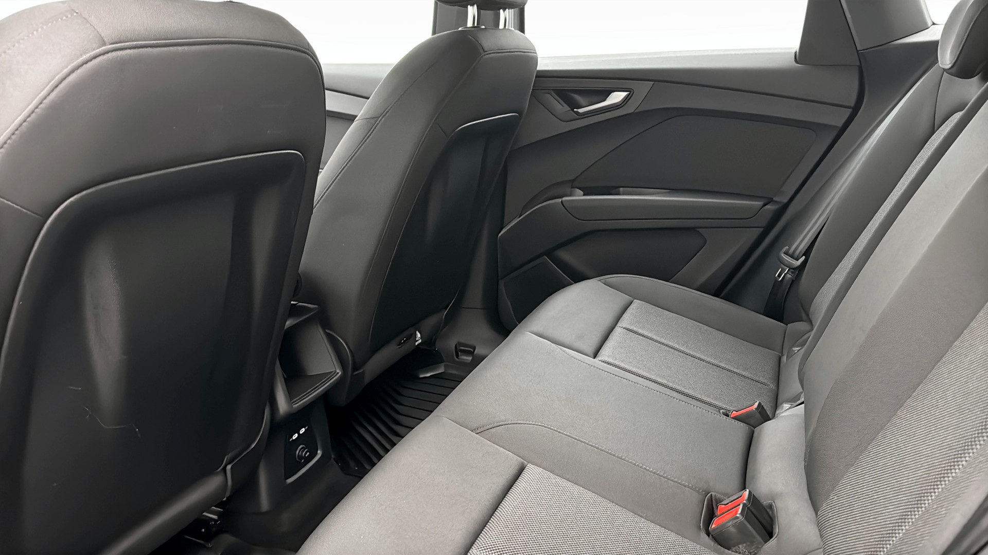 Audi Q4 Sportback e-tron FHK18K