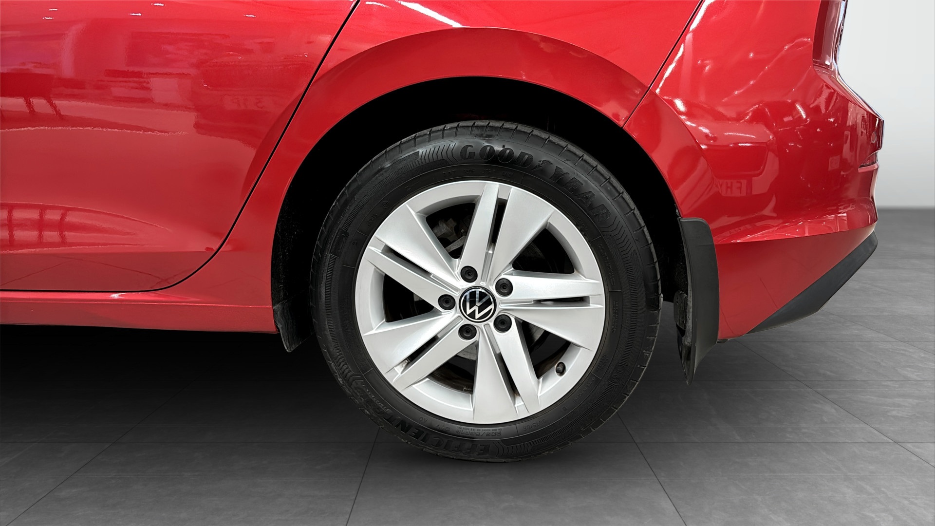 Volkswagen Golf FHM47K