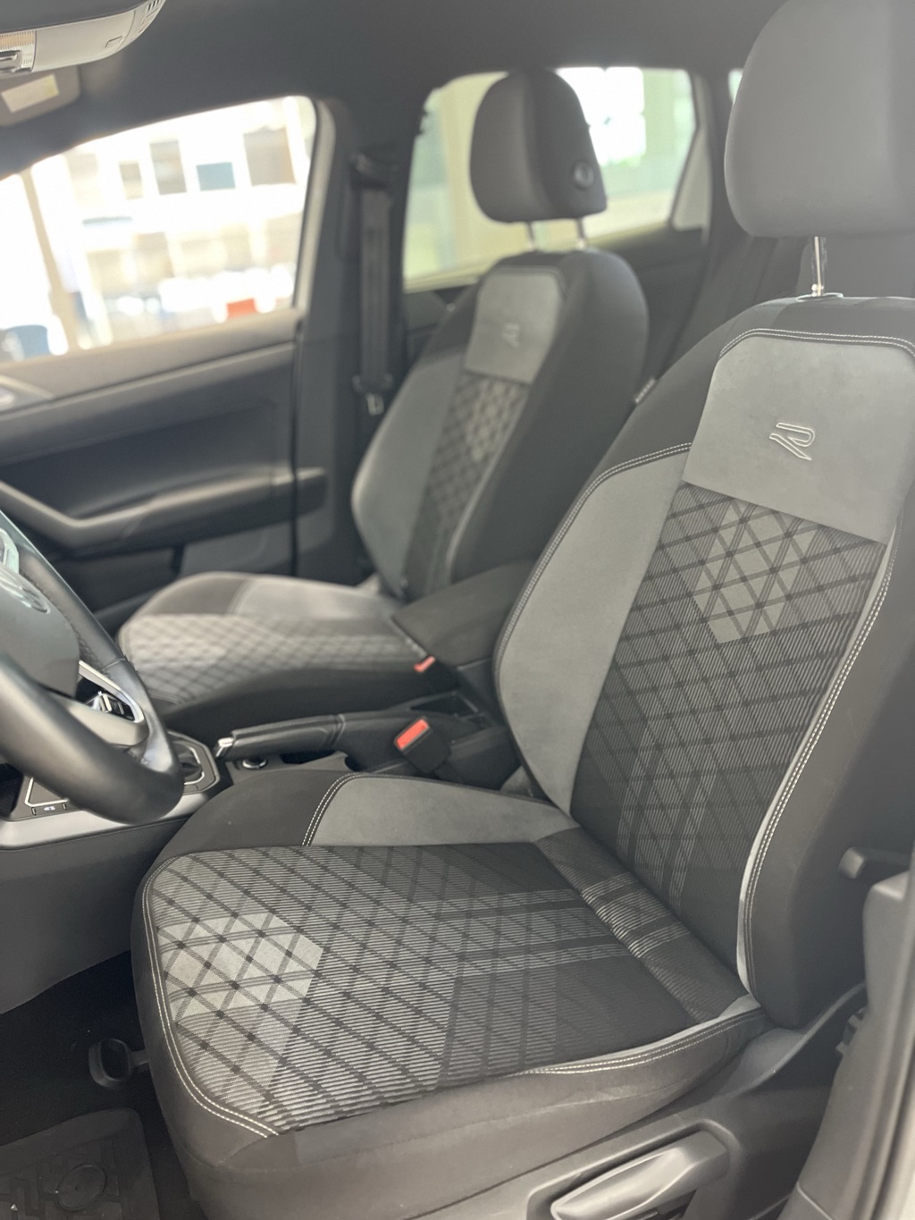 Volkswagen Taigo FJA04H