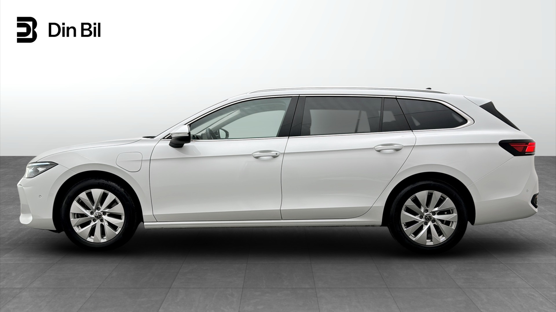 Volkswagen Passat FJA71F