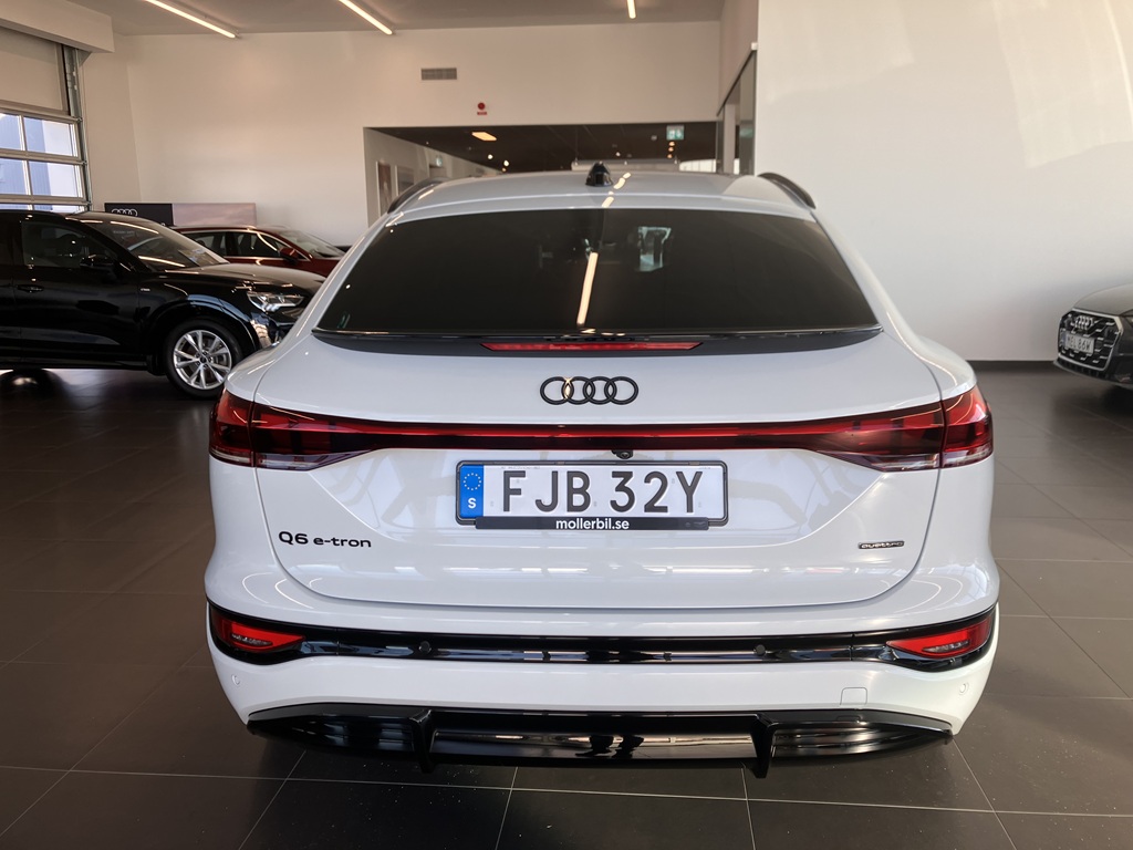 Audi Q6 e-tron FJB32Y
