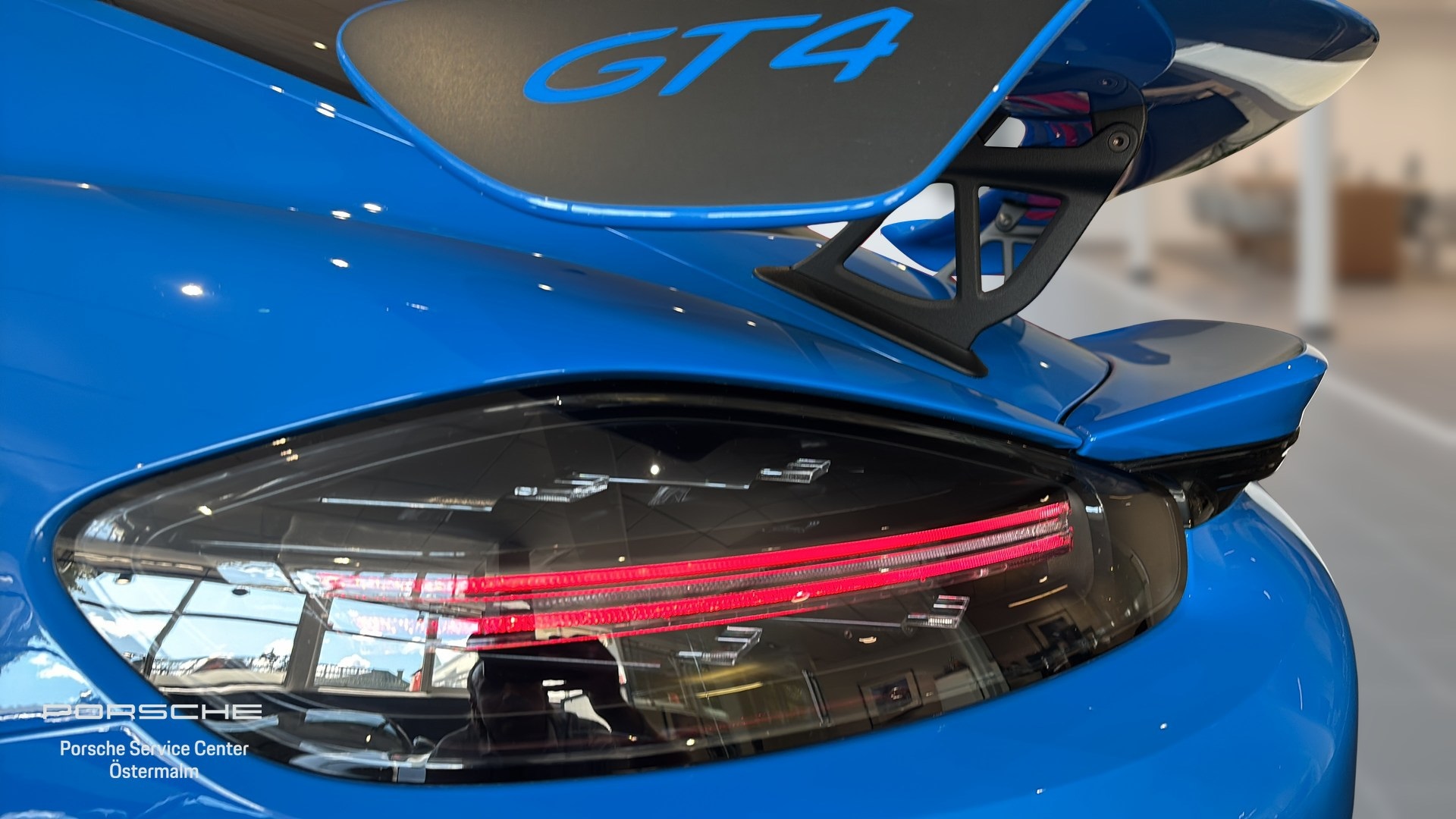 Porsche 718 Cayman FJP864