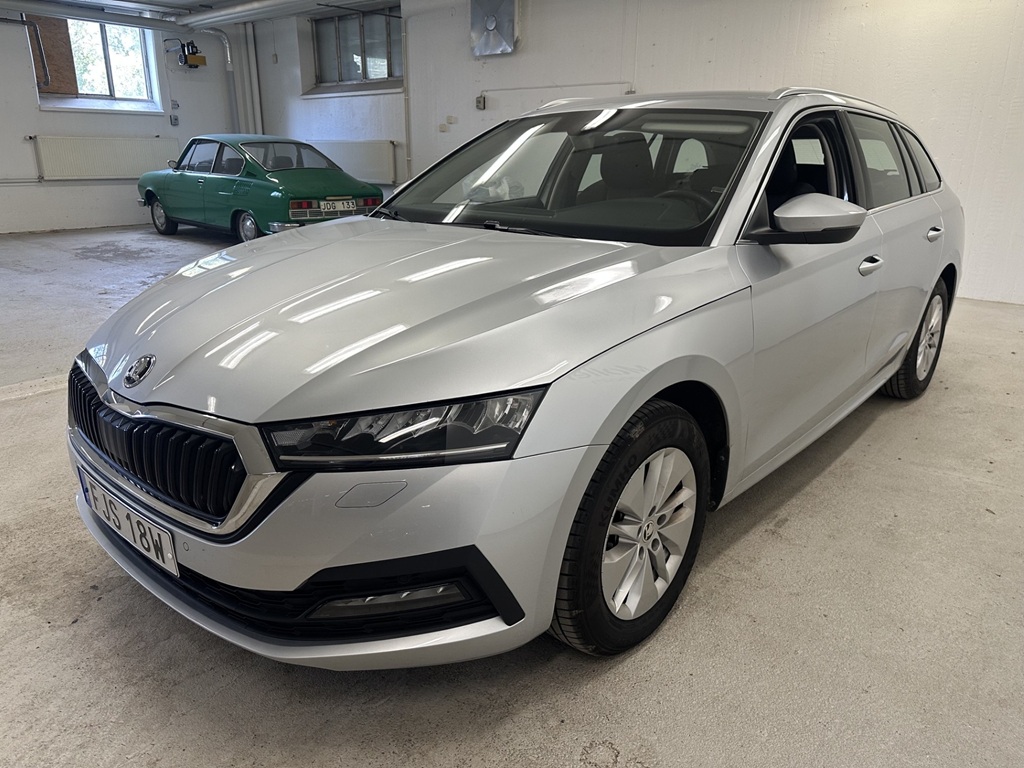 Skoda Octavia Combi FJS18W
