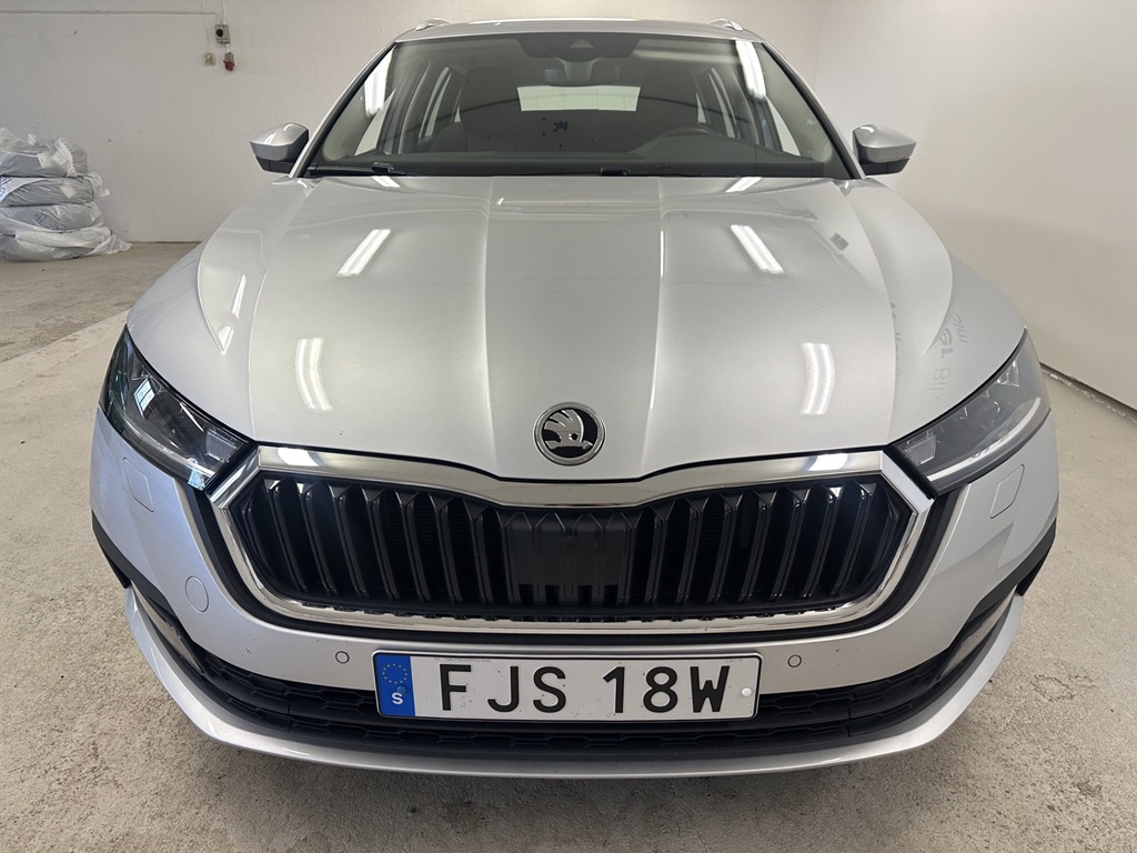 Skoda Octavia Combi FJS18W