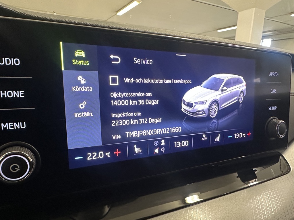 Skoda Octavia Combi FJS18W