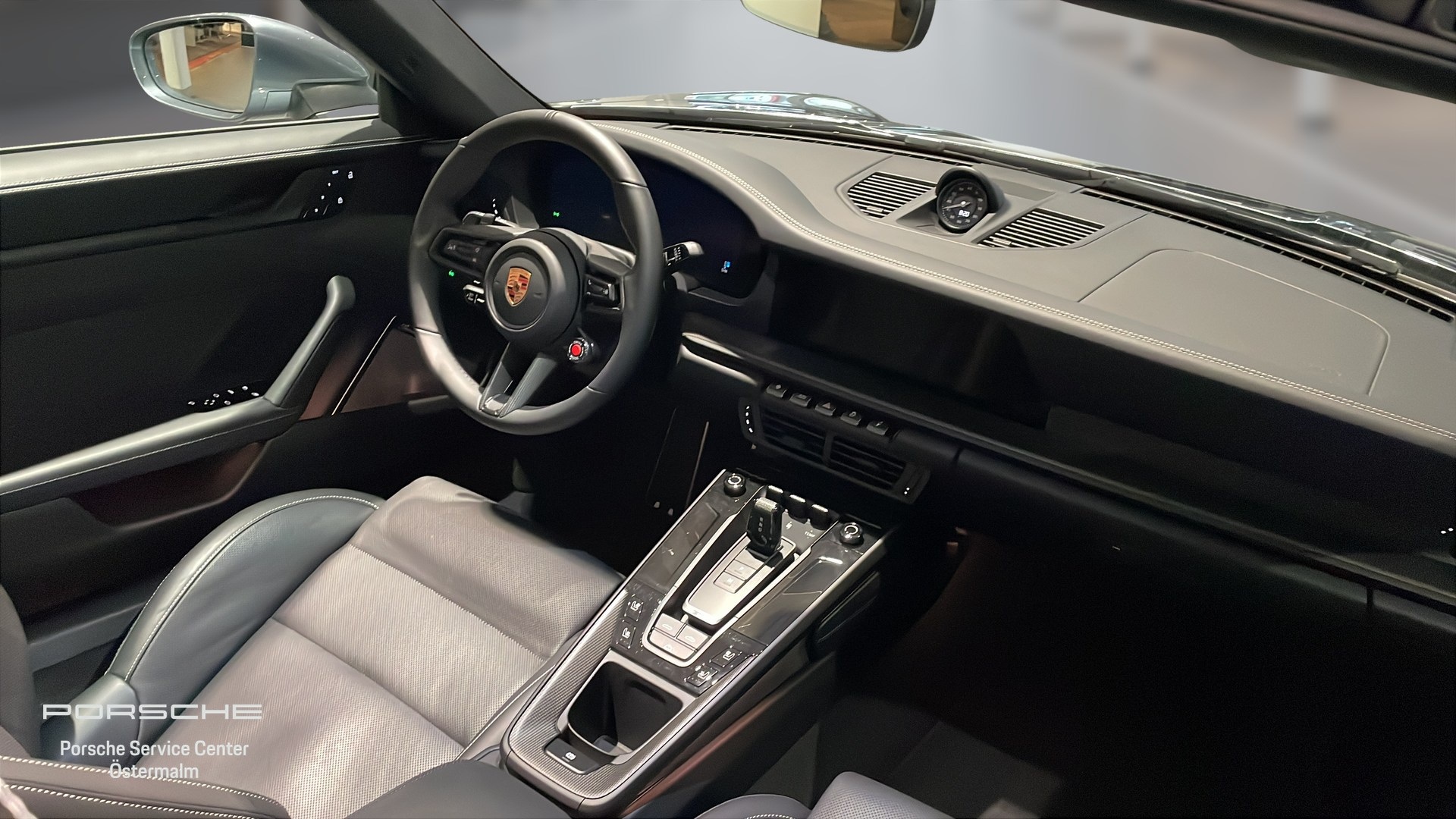Porsche 911 Carrera FJU36C