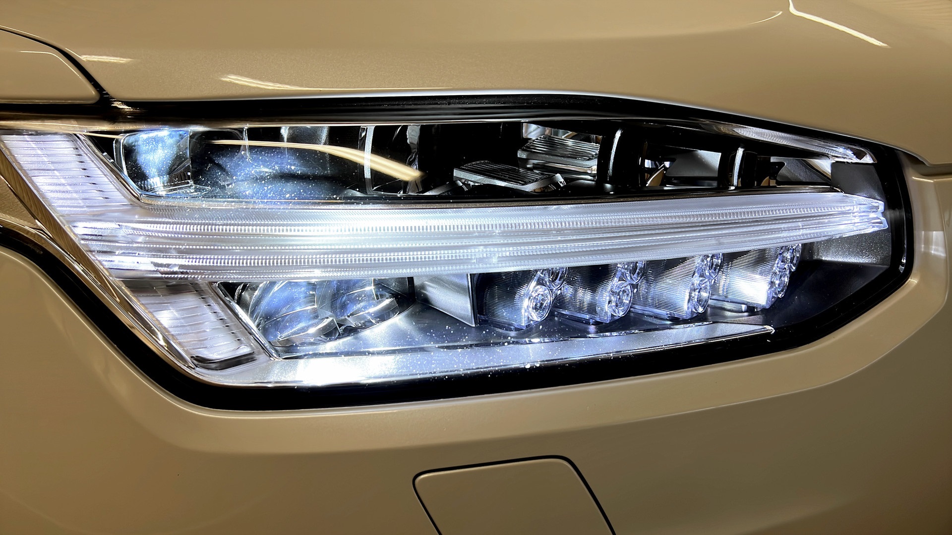 Volvo XC90 FKE68G